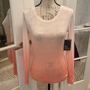Gap Fit XS Long Sleeve Breathe Lightweight Athletic Top in Peach Tie Dye…